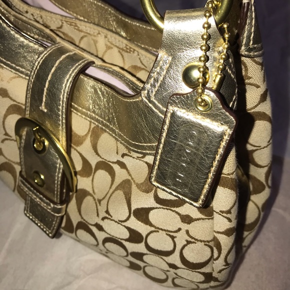 Coach Lynn Buckle Signature Hobo Shoulder Bag - Picture 2 of 8